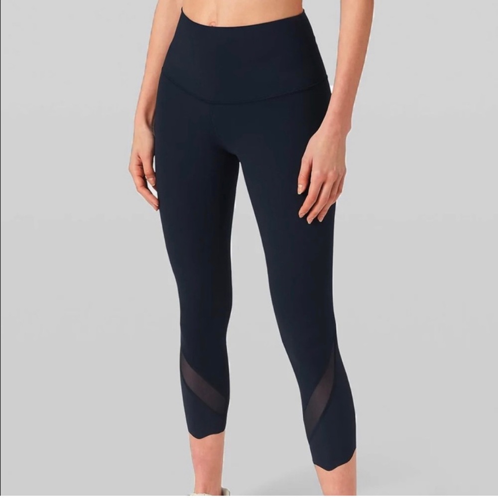 Lululemon Wunder Under HR crop